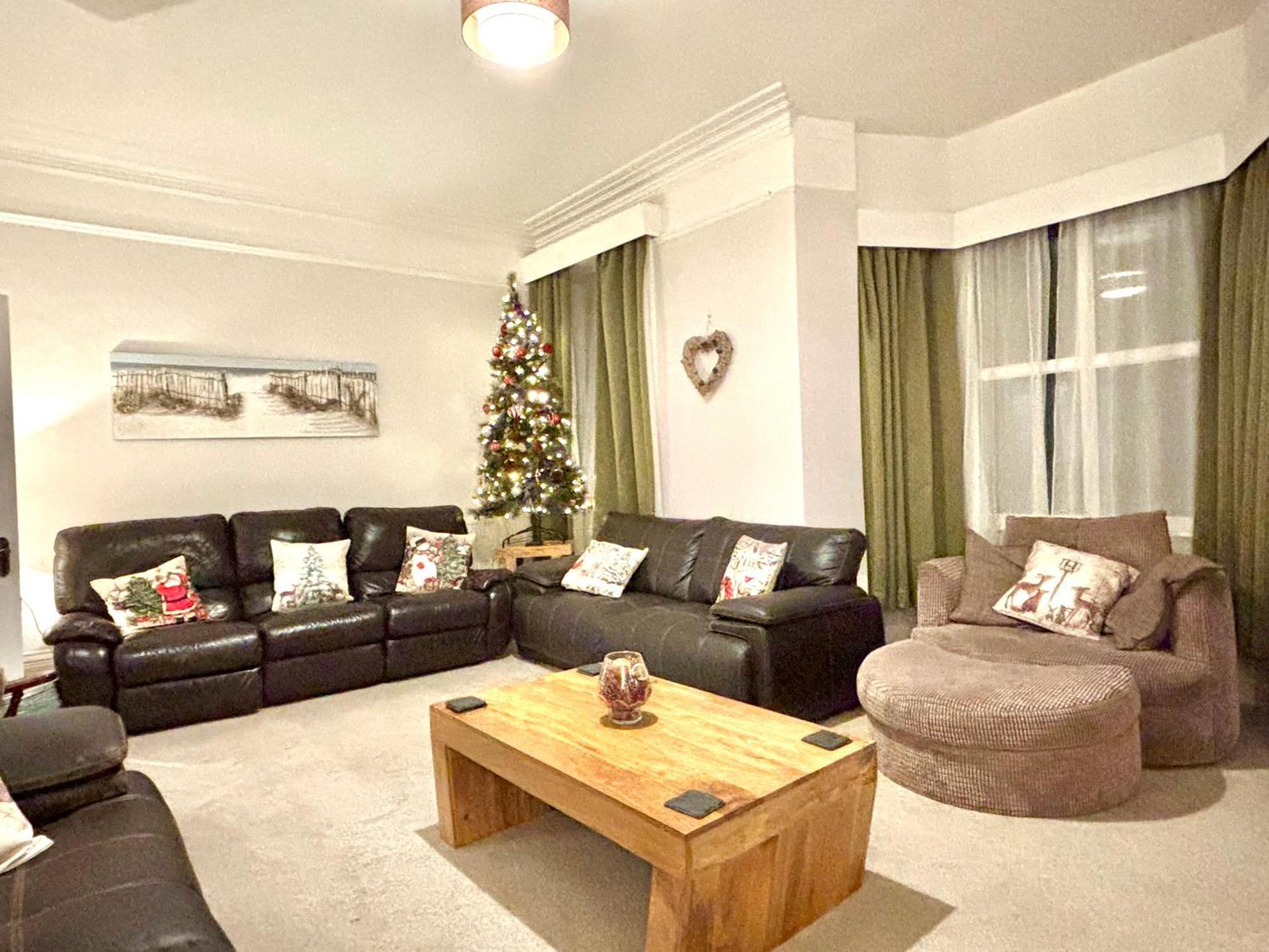 Tidesreach Filey, Sleeps 13, Close To Beach Zewnętrze zdjęcie