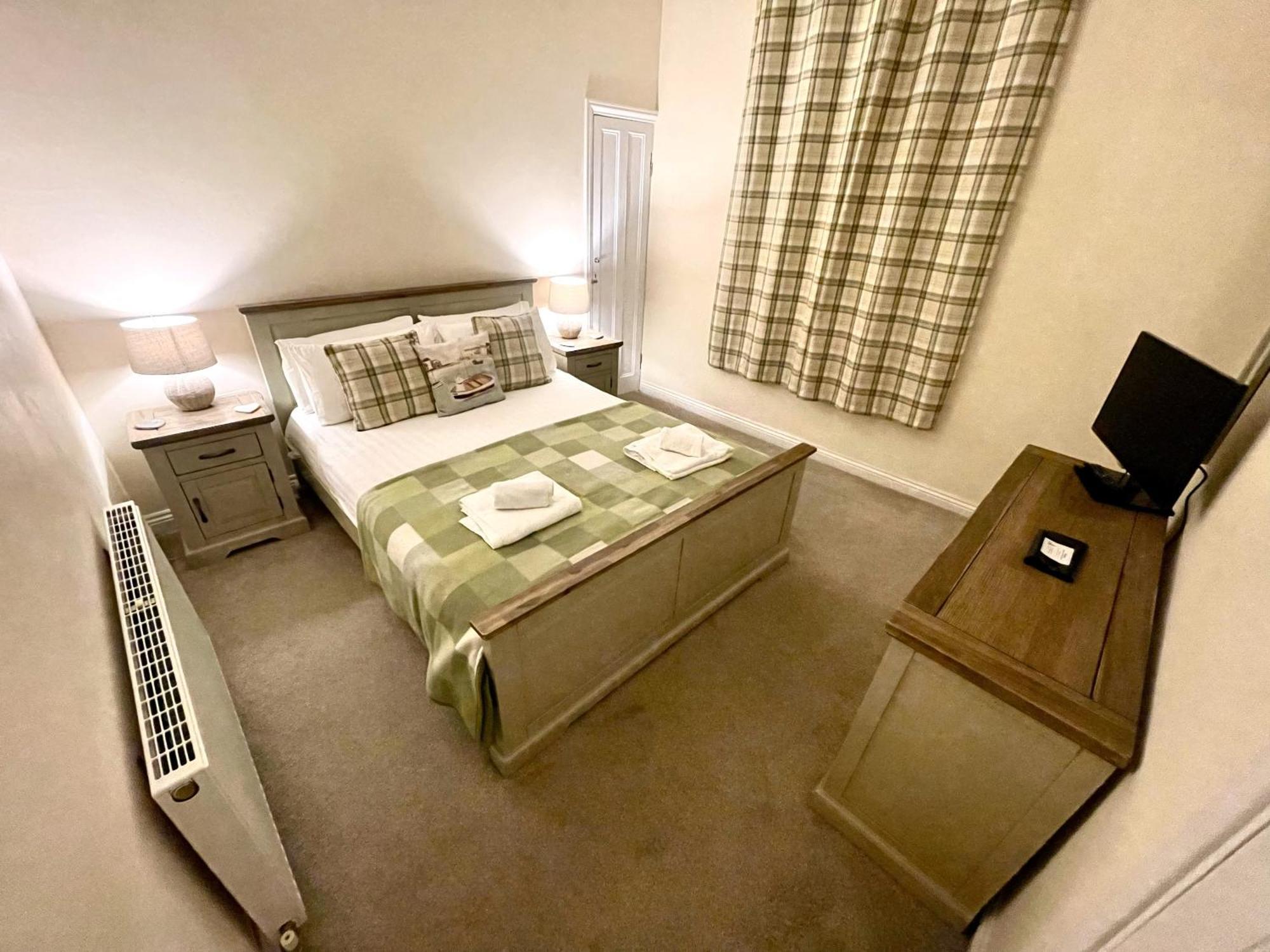 Tidesreach Filey, Sleeps 13, Close To Beach Zewnętrze zdjęcie