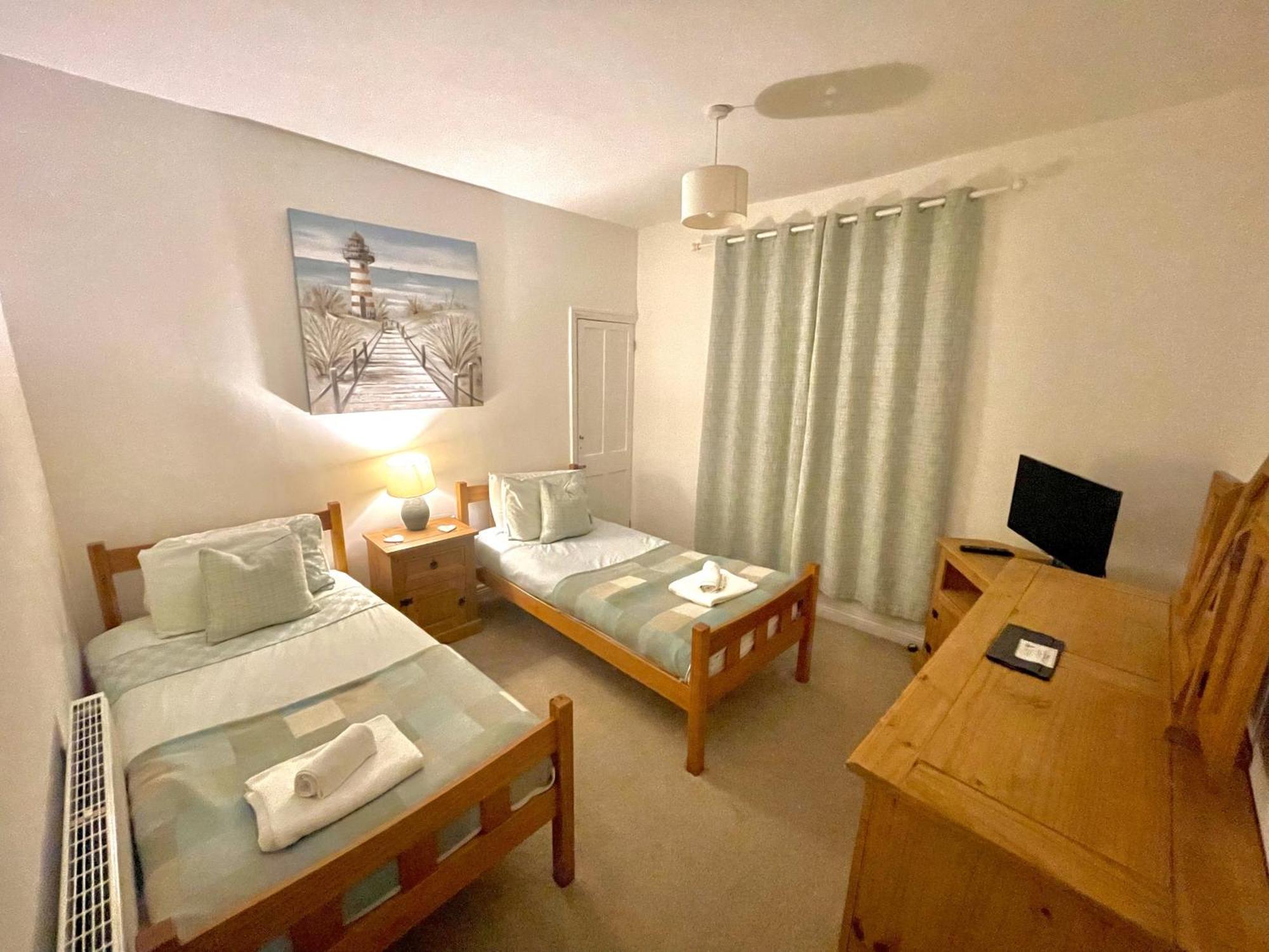 Tidesreach Filey, Sleeps 13, Close To Beach Zewnętrze zdjęcie